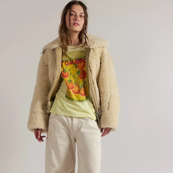 We The Free In Spring Tee 🍅 - Picture 9 of 9